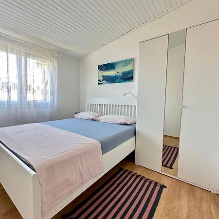 App Anita Apartment Premantura Luaran gambar
