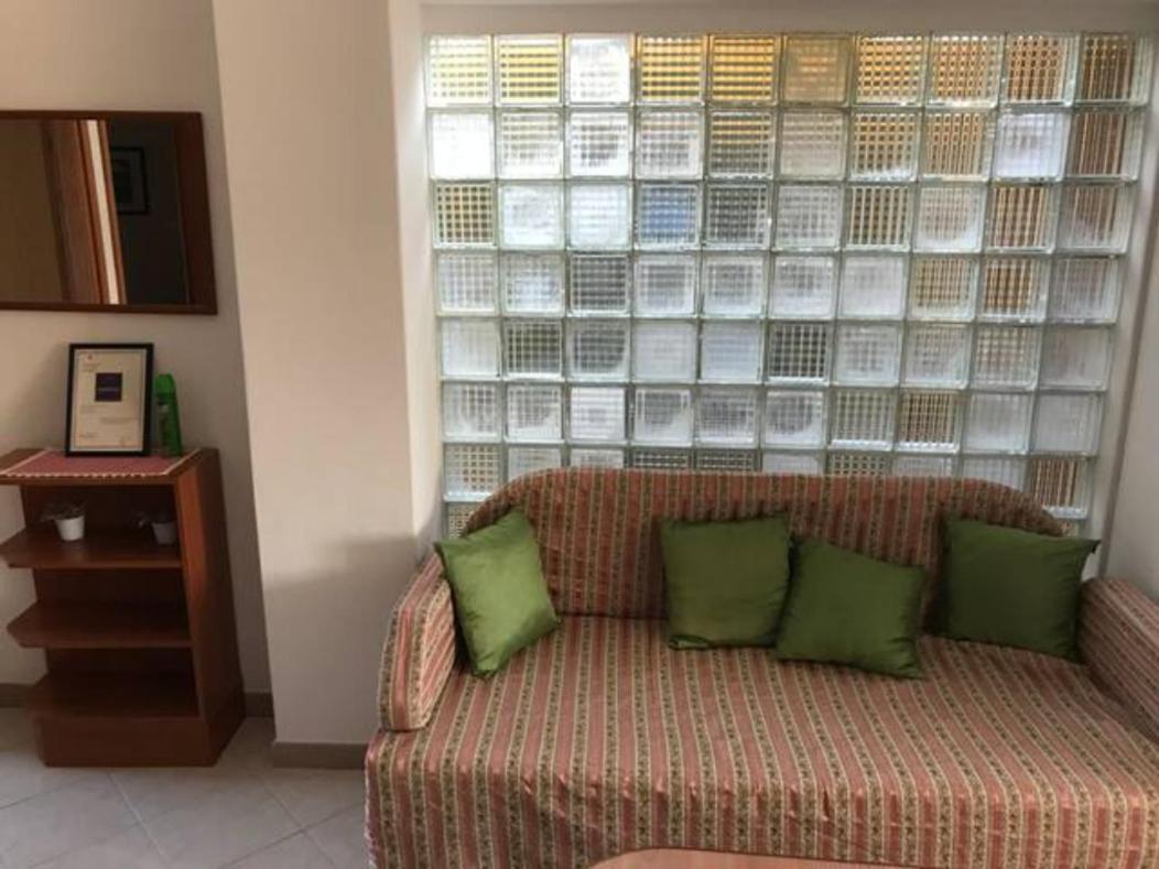 App Anita Apartment Premantura Luaran gambar