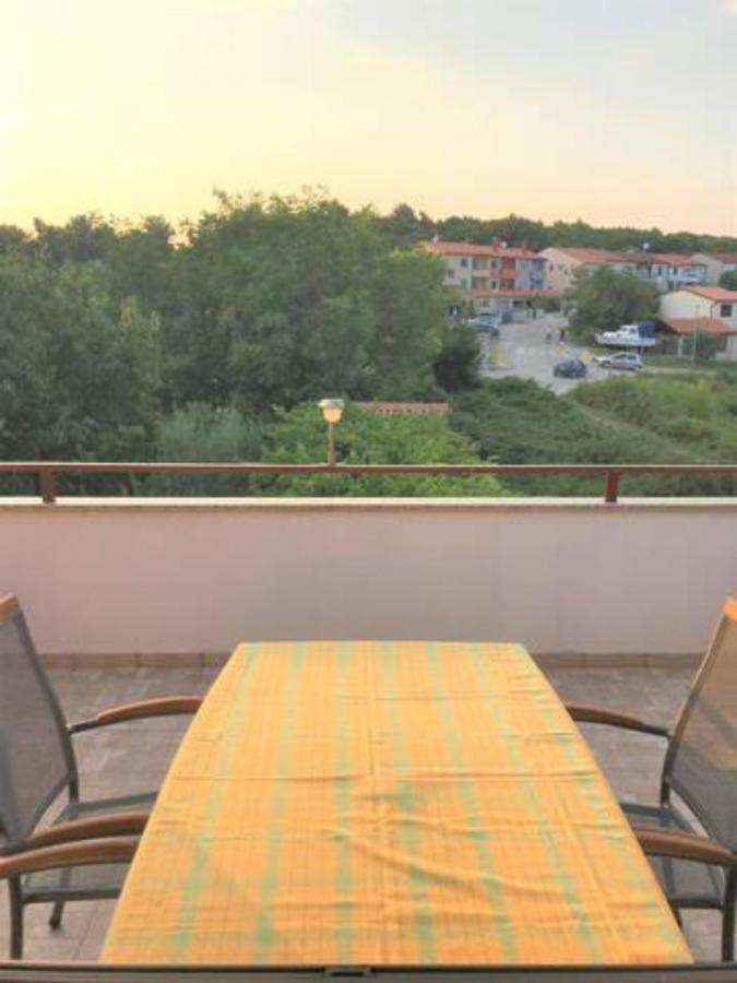 App Anita Apartment Premantura Luaran gambar