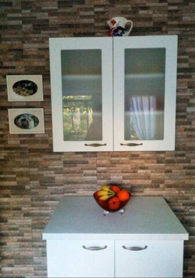 App Anita Apartment Premantura Luaran gambar