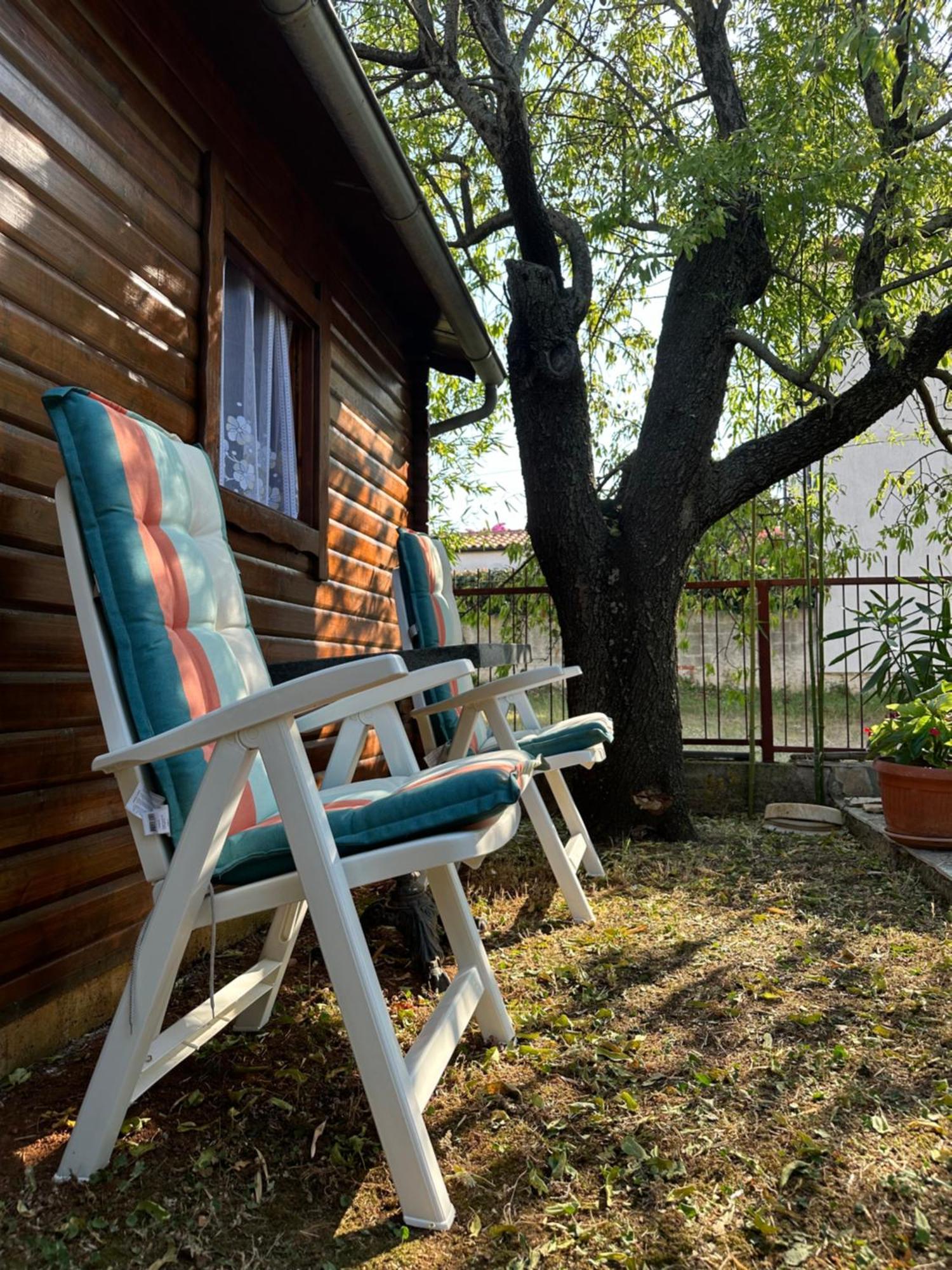 App Anita Apartment Premantura Luaran gambar