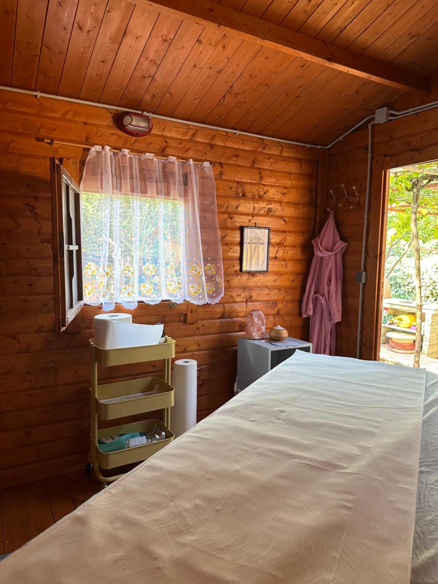App Anita Apartment Premantura Luaran gambar